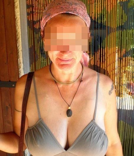 Qui est ok : une pipe nature contre une séance photo ?