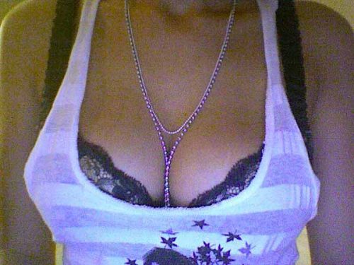 Marie libertine & infidèle aime plaire… et baiser aussi lol !