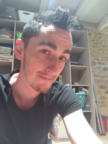 Jh 27 ans cherche plan sexe sur Sarlat ou Px
