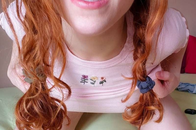 Garce rousse 18a pour black bien monté (entre autre)